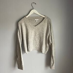 Topshop Basic Classic Minimalist V-neck Grey Long Sleeve Sweater Size Medium
